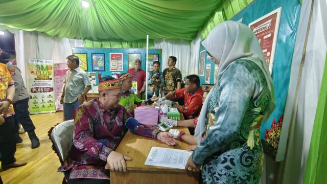 Lapangan Sport Center Kasongan Dipadati Warga, Katingan Expo 2025 Resmi Dimulai