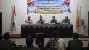 Bupati Katingan Tekankan Tanggung Jawab Aparatur Desa dalam Rapat Evaluasi di Katingan Hulu
