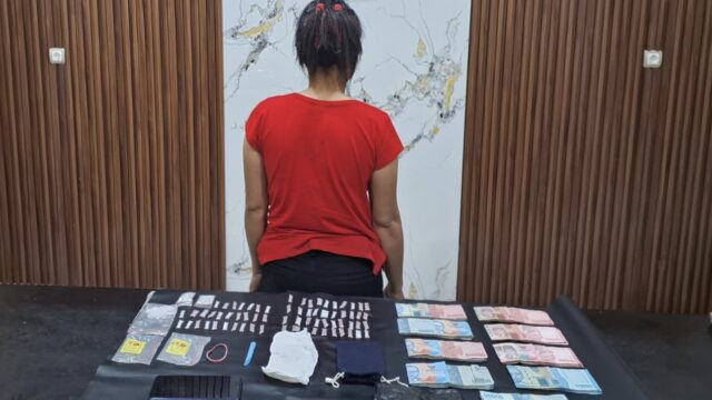 Berawal dari Laporan Warga, Polisi Tangkap Perempuan dengan Puluhan Paket Sabu di Katingan