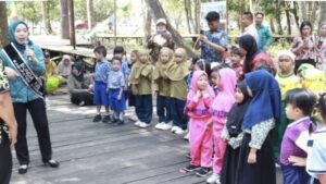Lomba Mewarnai Warnai Peringatan Hari Anak Nasional Di Kabupaten Katingan